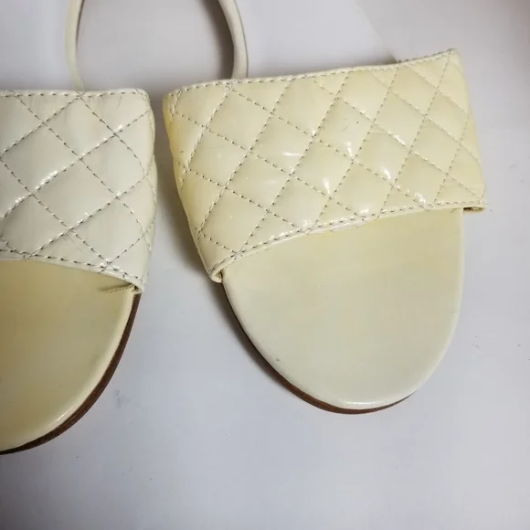 Vintage! Y2K Steve Madden quilted patent leather slides - Picture 5 of 10